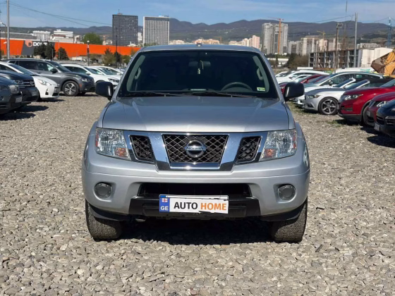 Nissan Frontier