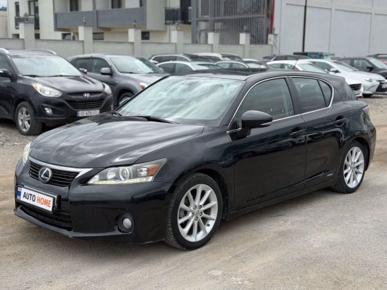 Lexus CT 200h