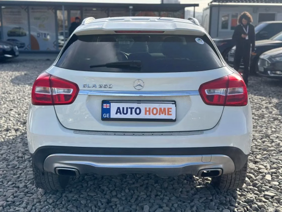 Mercedes-Benz GLA 250