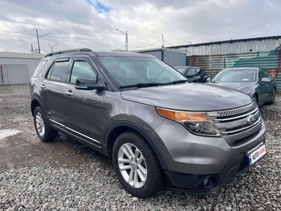 Ford Explorer