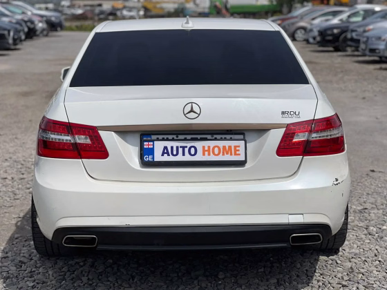 Mercedes-Benz E 350