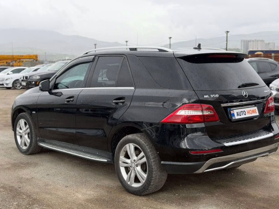 Mercedes-Benz ML 350