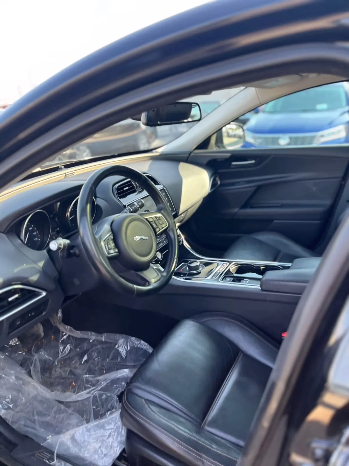 Jaguar XE