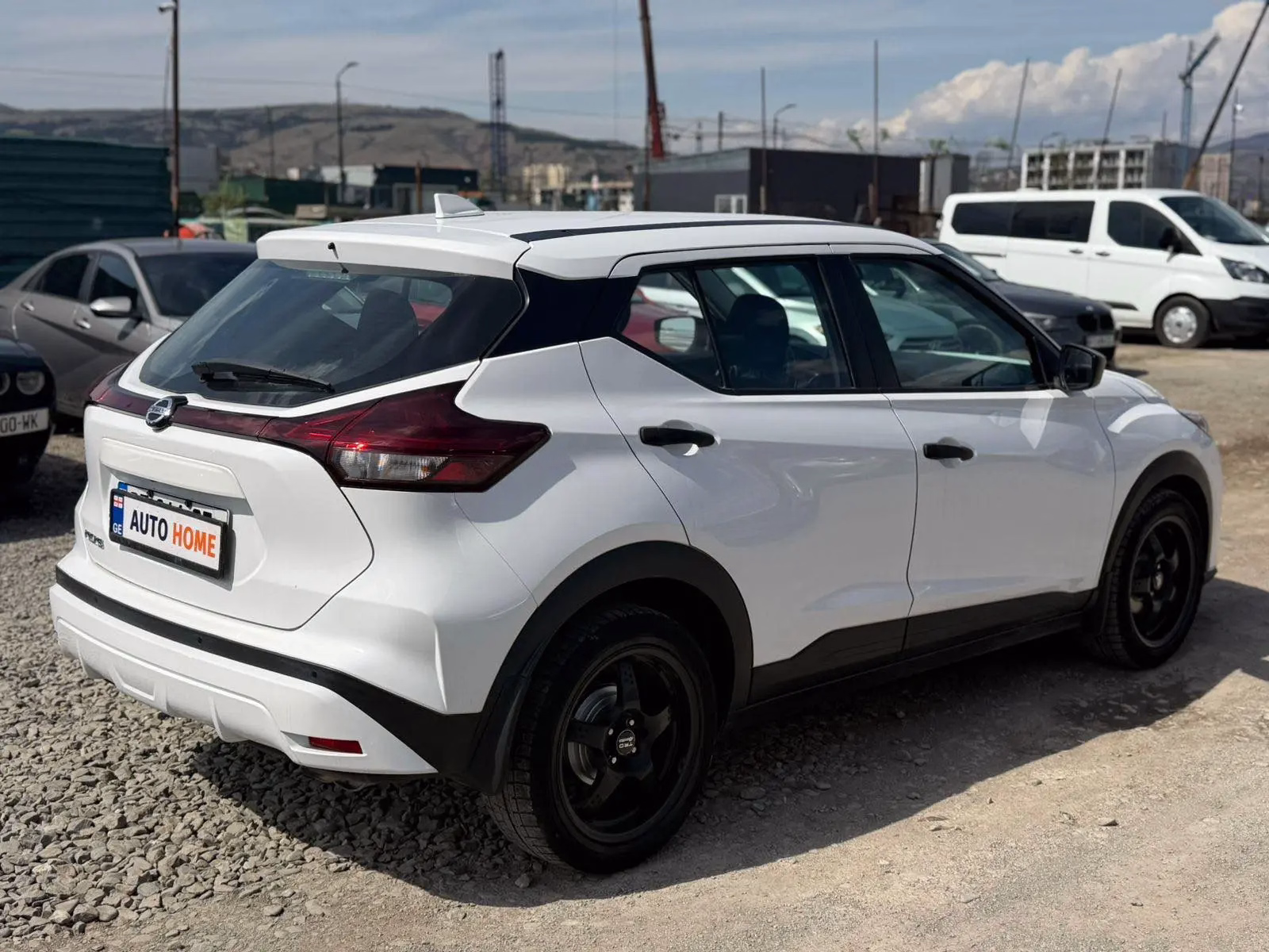 Nissan 100 NX