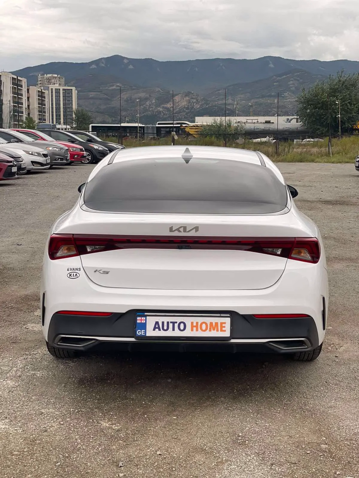 Kia K4