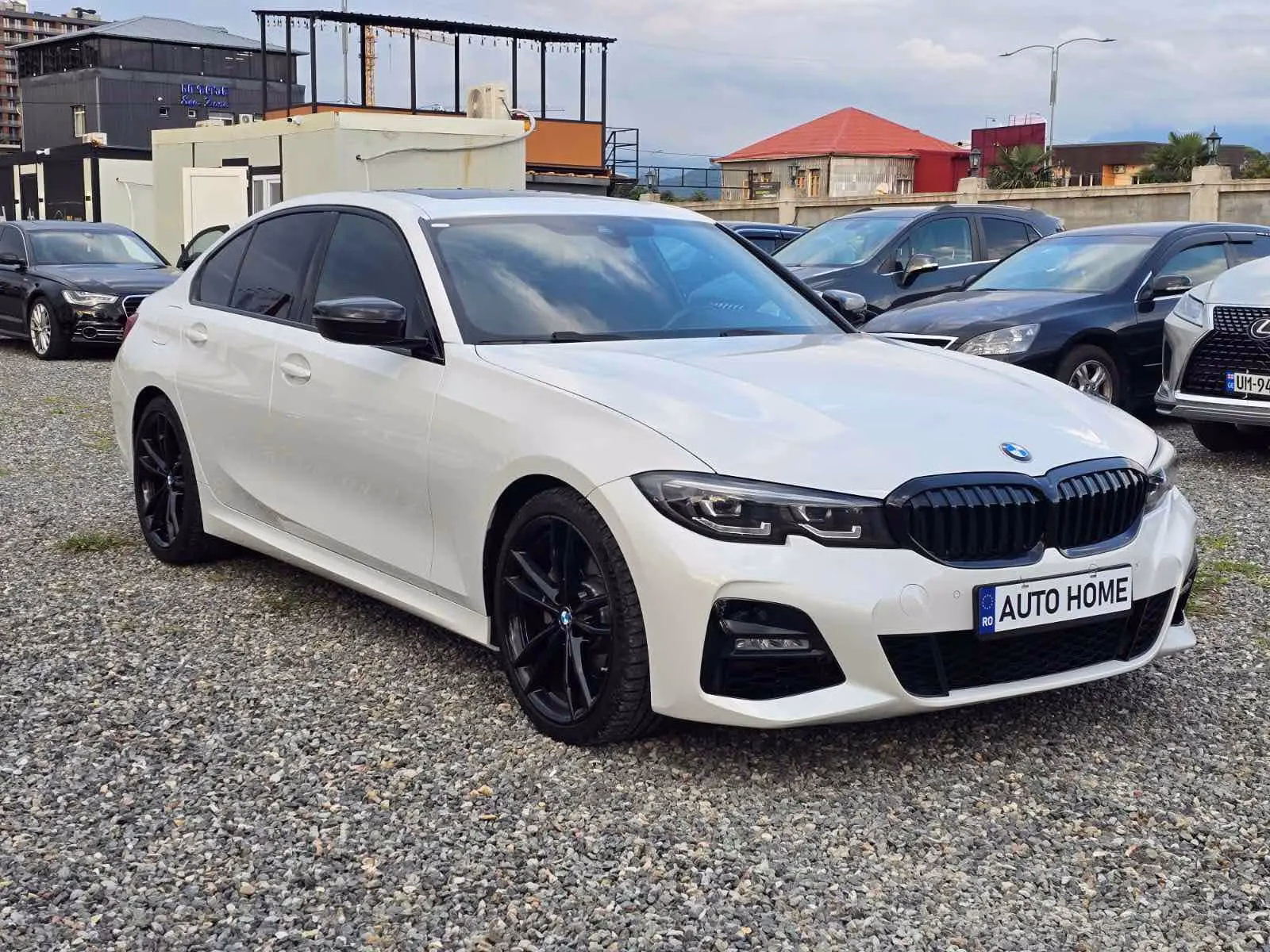 BMW 330