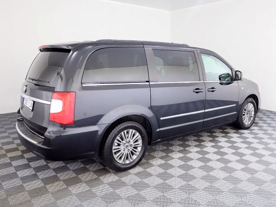 Lancia Voyager