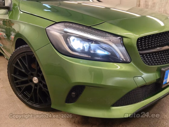 Mercedes-Benz A 180