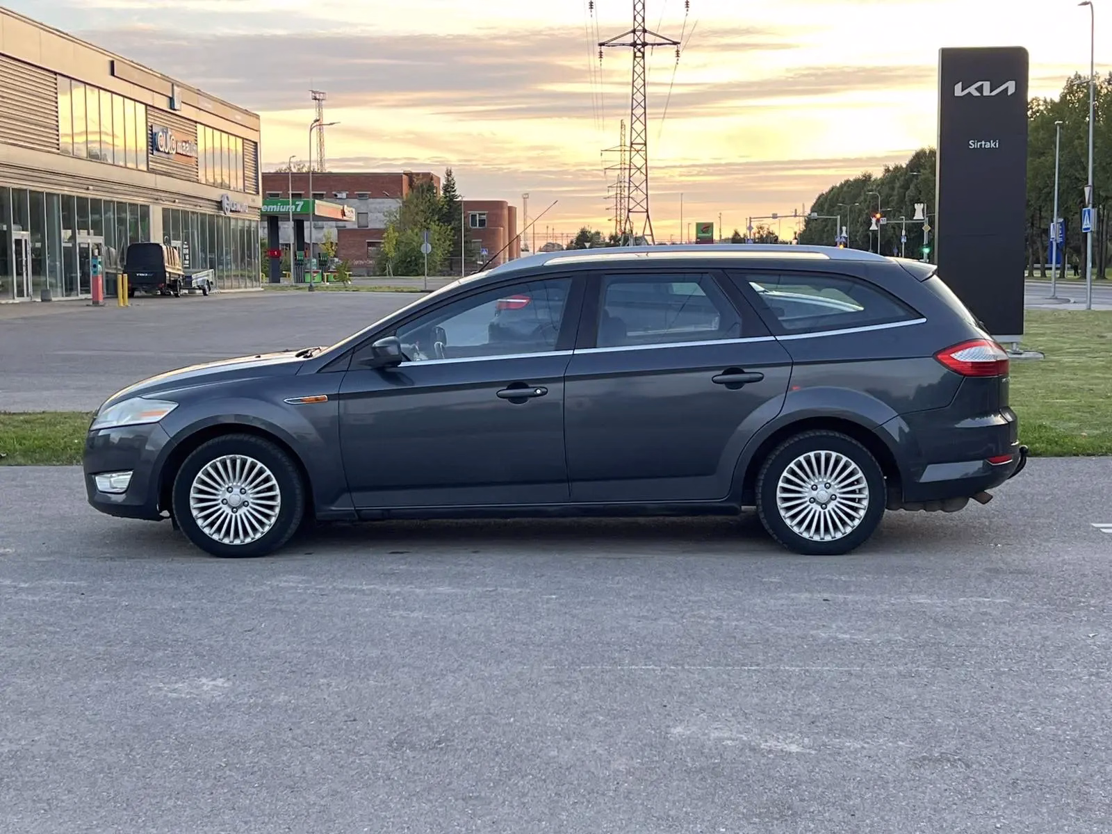 Ford Mondeo