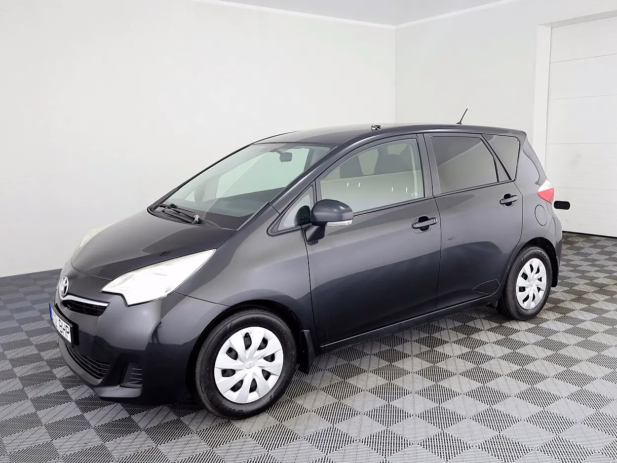 Toyota Verso-S