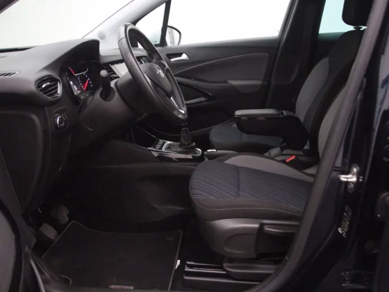 Opel Crossland (X)