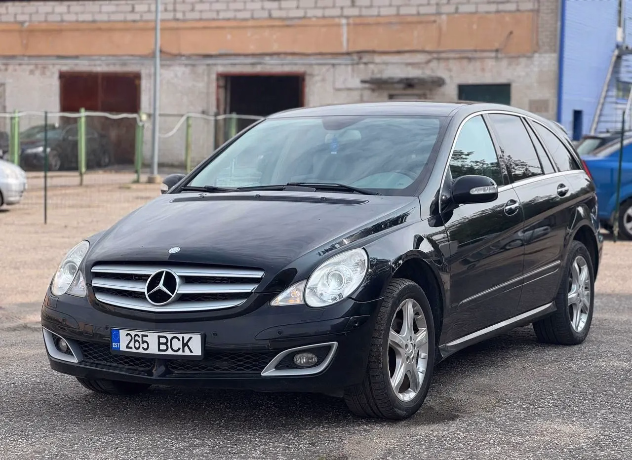 Mercedes-Benz R 320