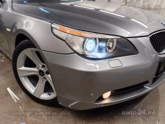 BMW 523