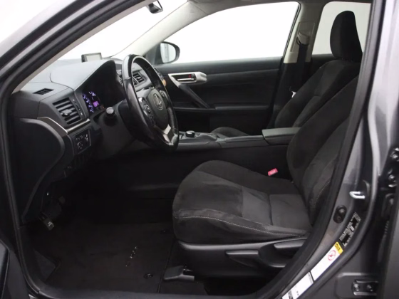 Lexus CT 200h