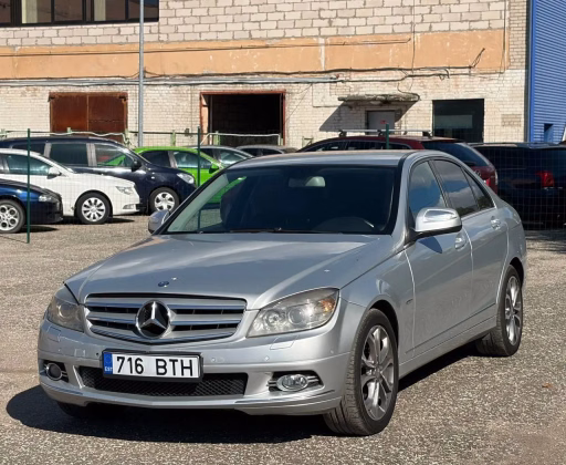 Mercedes-Benz C 220