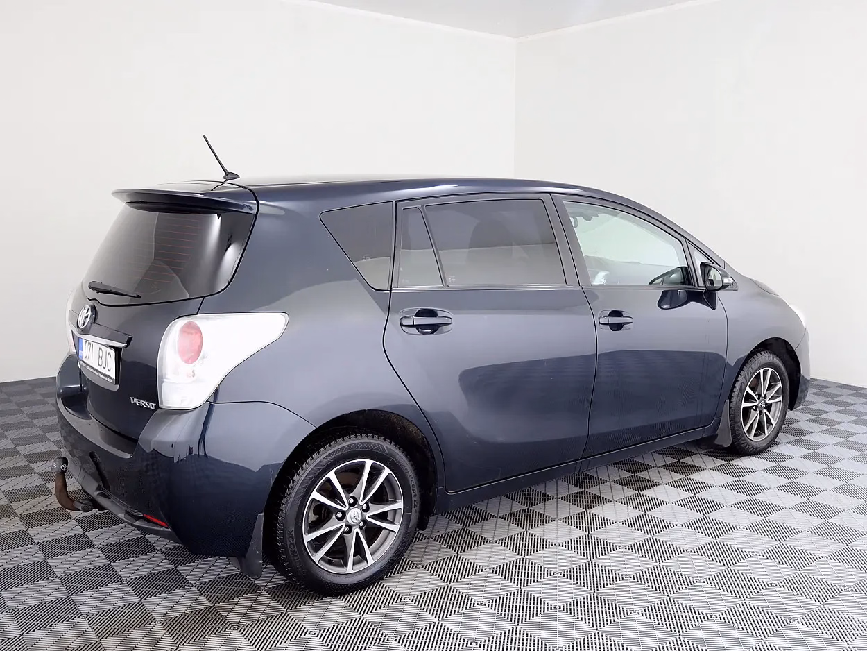 Toyota Verso