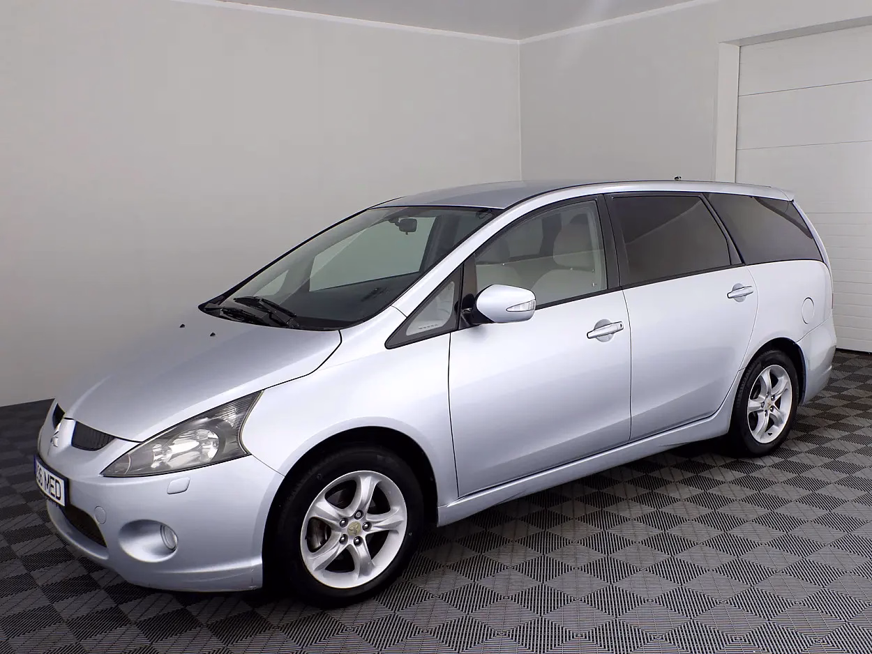 Mitsubishi Grandis