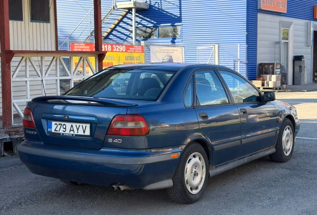 Volvo S40
