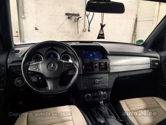 Mercedes-Benz GLK 320