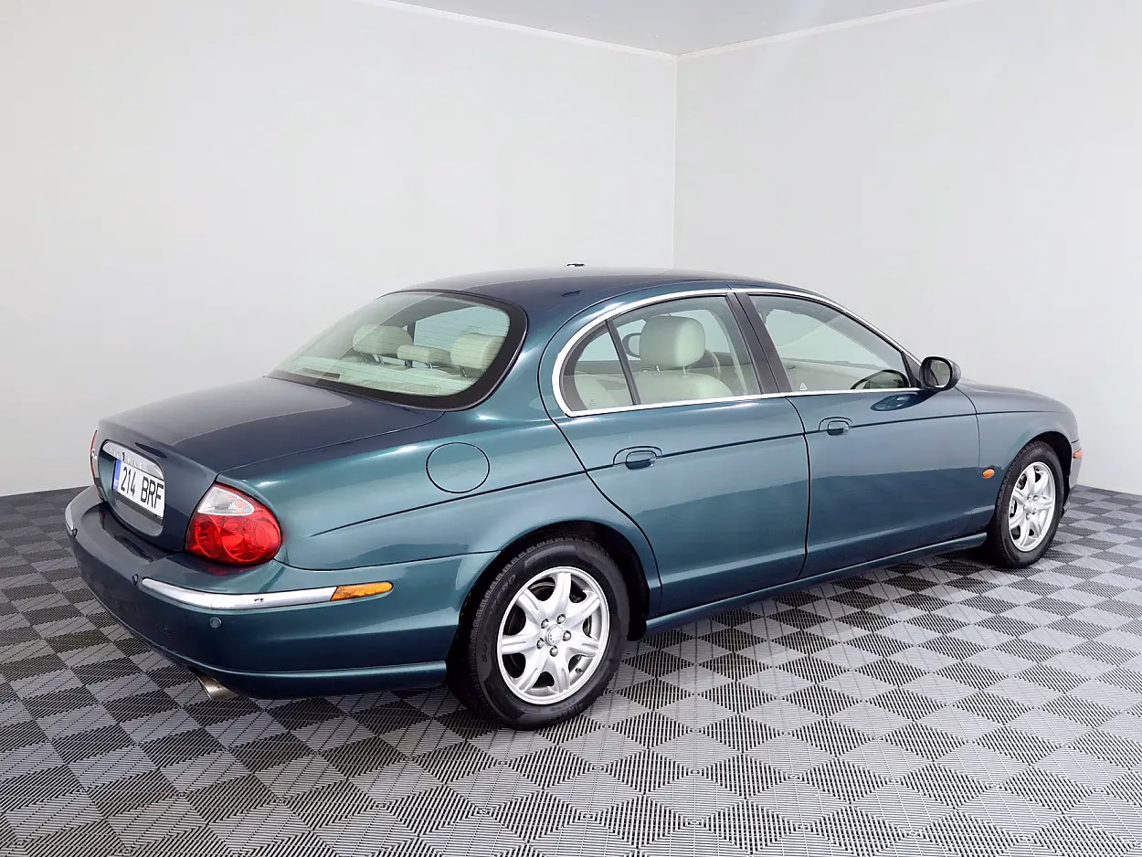 Jaguar S-Type