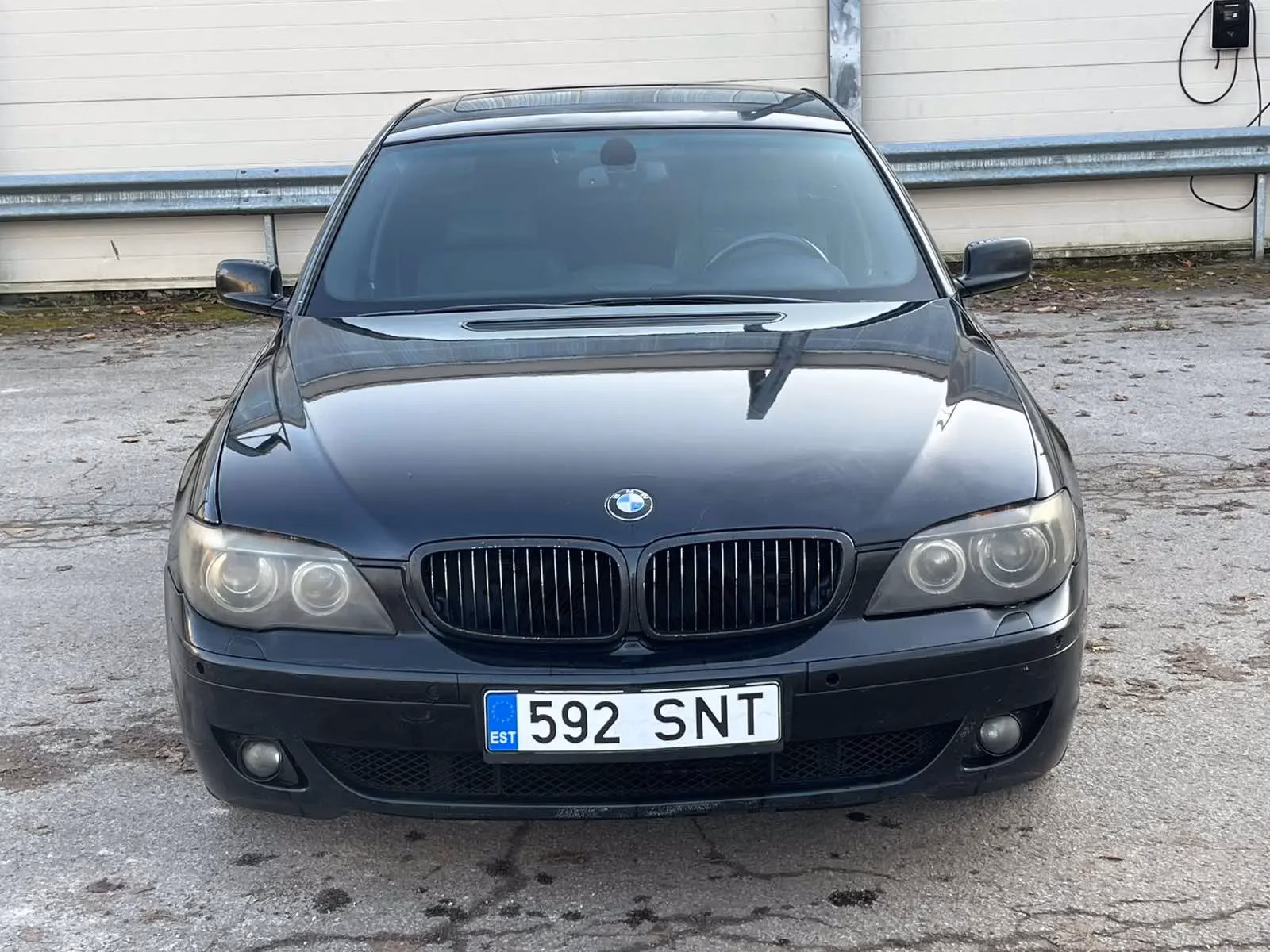 BMW 730