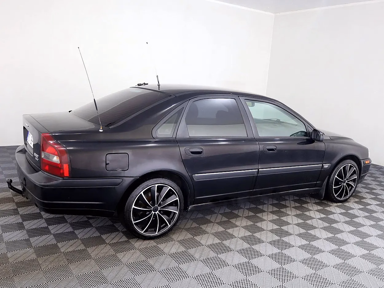 Volvo S80