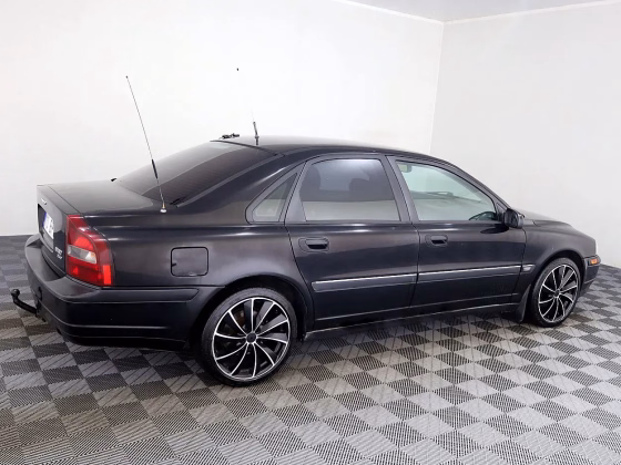 Volvo S80