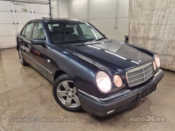 Mercedes-Benz E 290