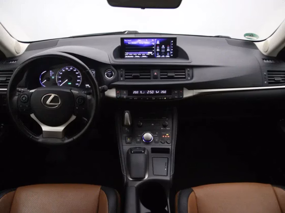 Lexus CT 200h
