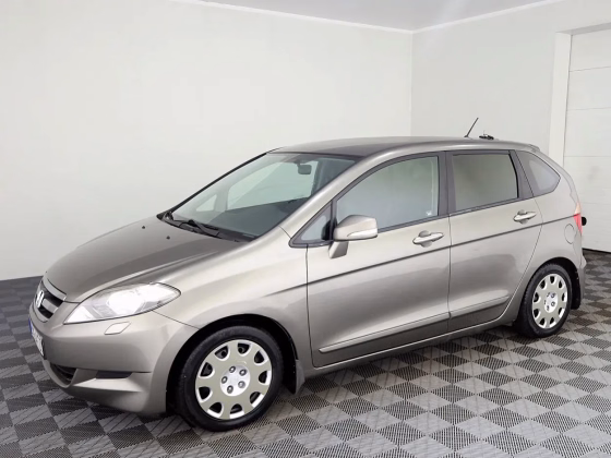 Honda FR-V