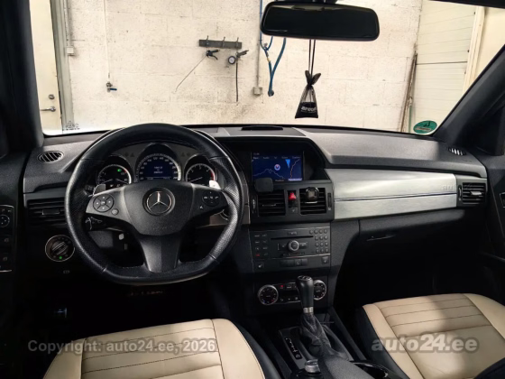 Mercedes-Benz GLK 320
