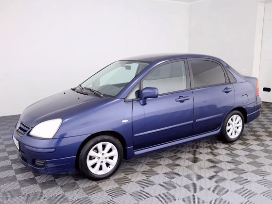 Suzuki Liana