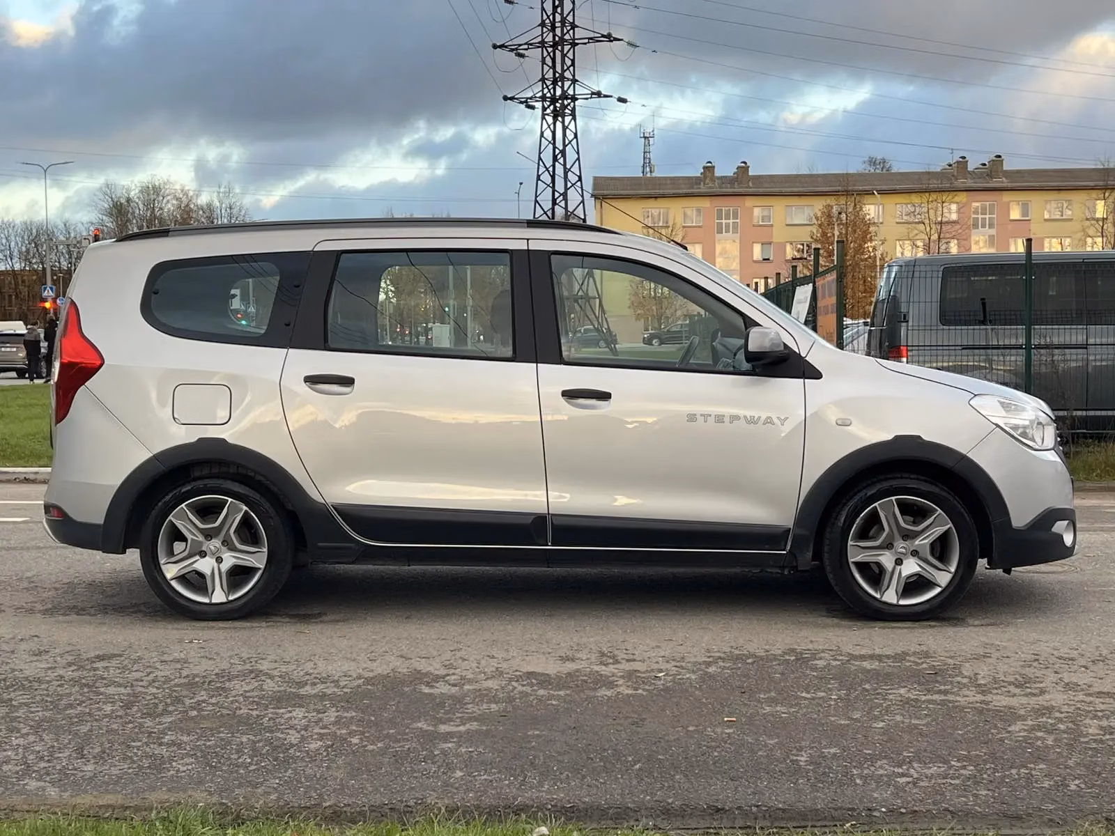 Dacia Lodgy