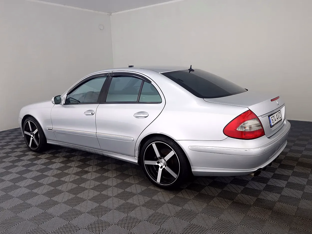 Mercedes-Benz E 280