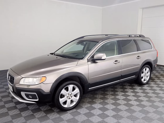 Volvo XC70