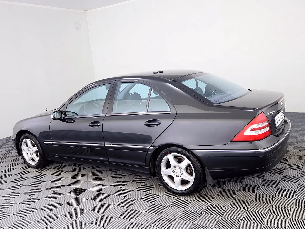 Mercedes-Benz C 200