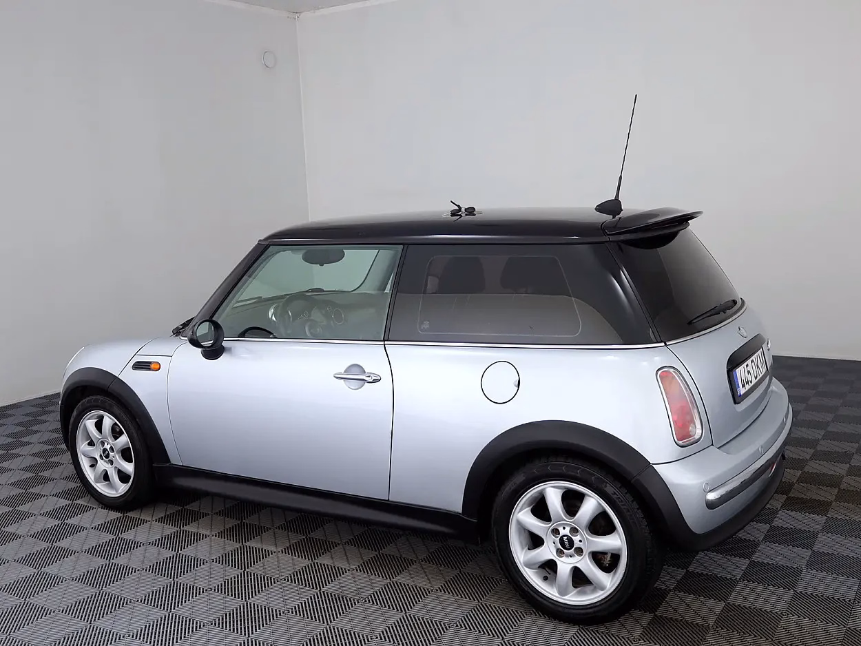MINI One D