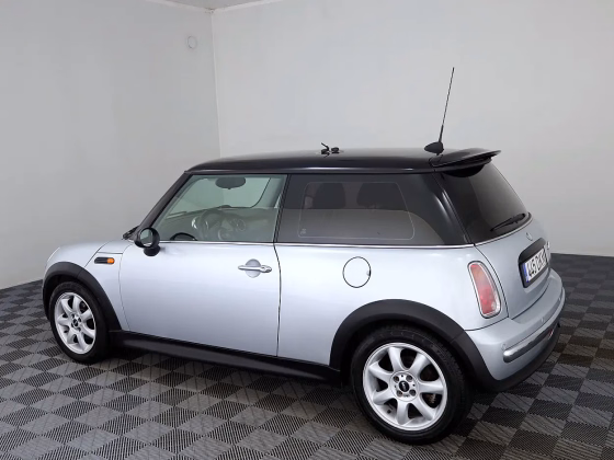MINI One D