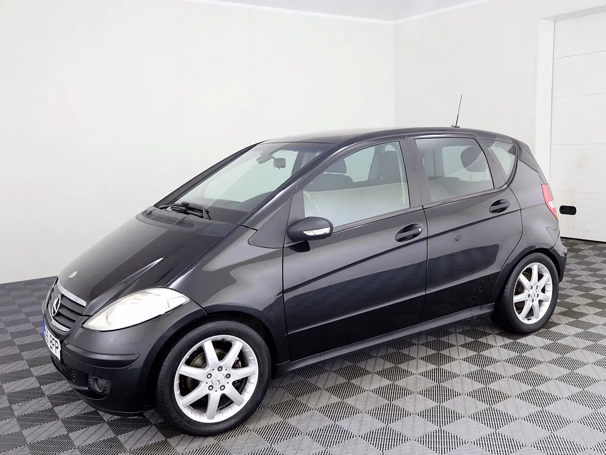 Mercedes-Benz A 180