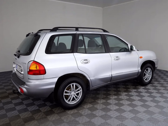 Hyundai SANTA FE