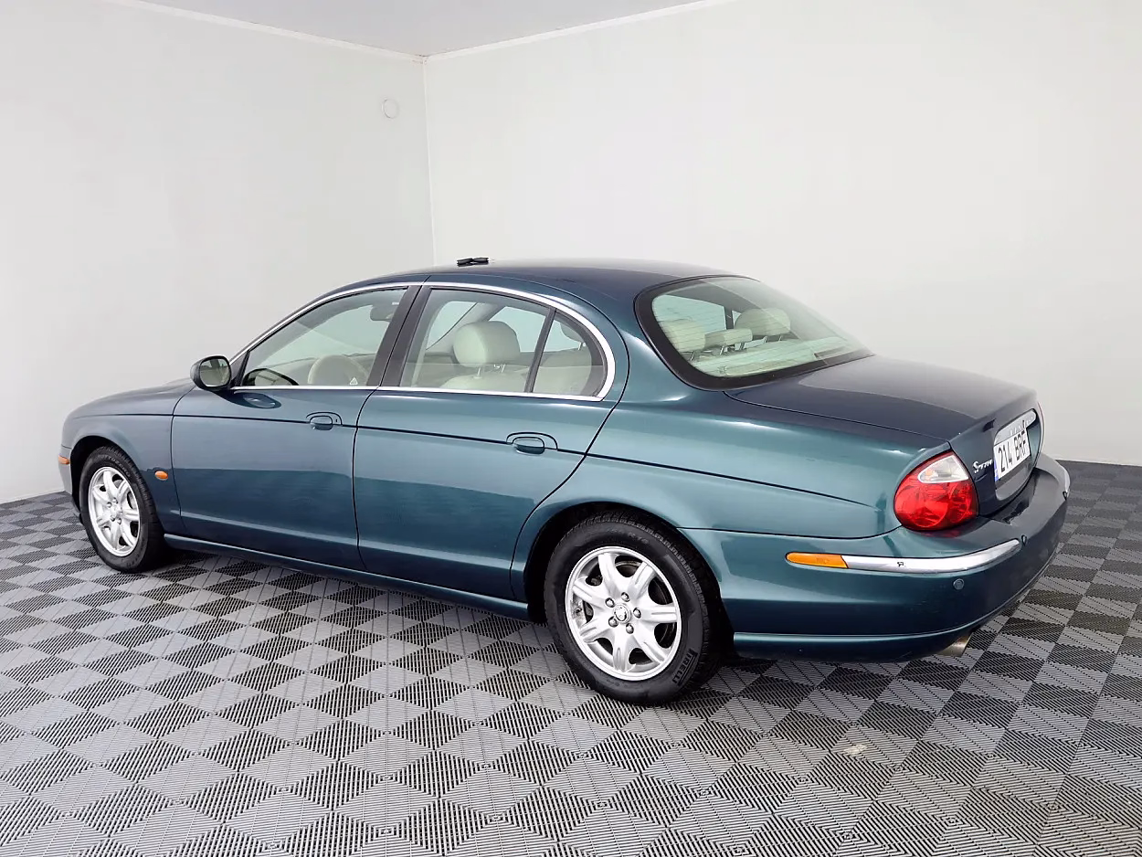 Jaguar S-Type