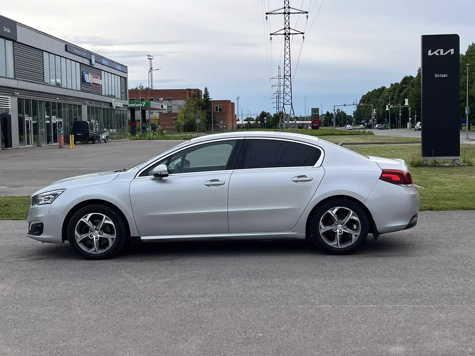 Peugeot 508