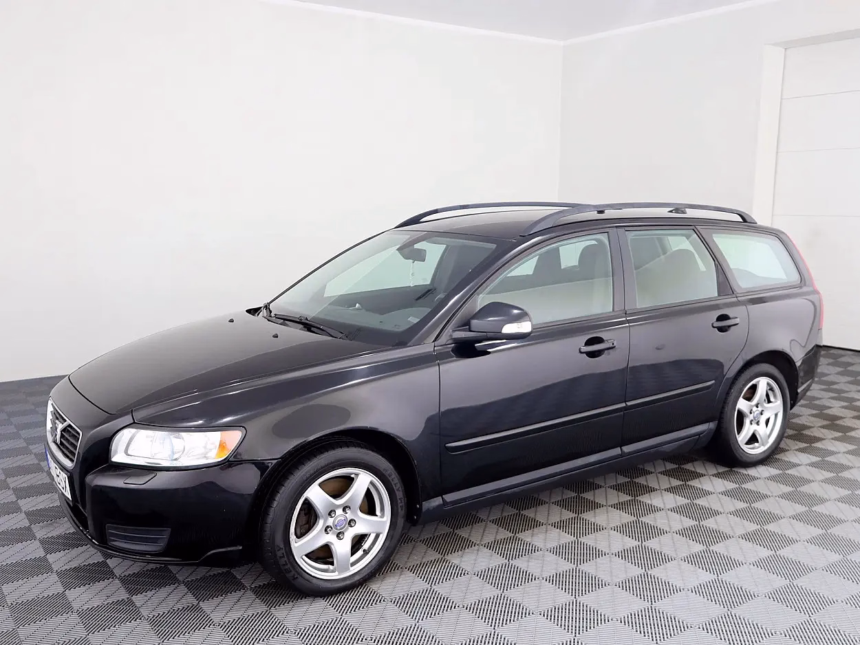 Volvo V50