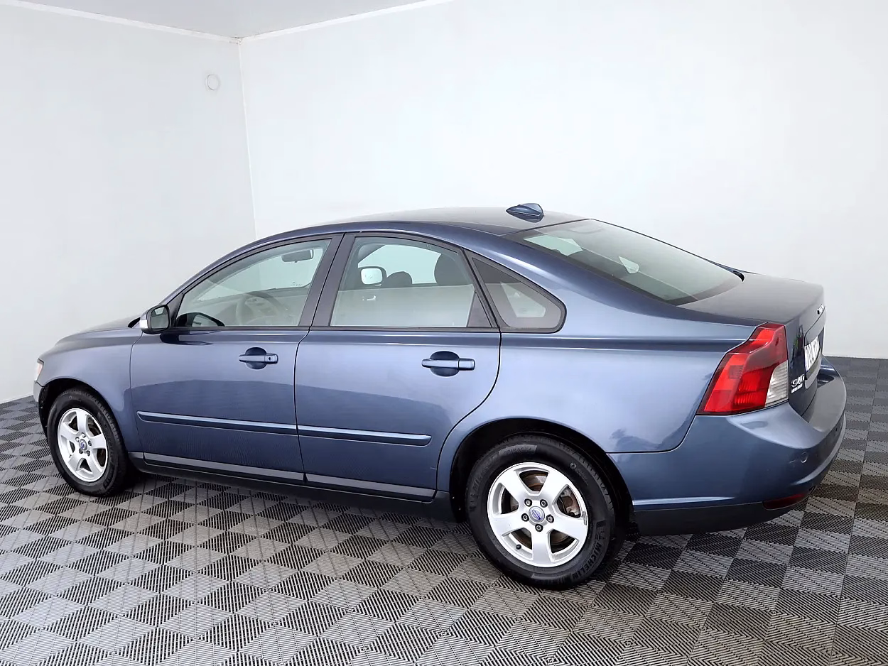 Volvo S40