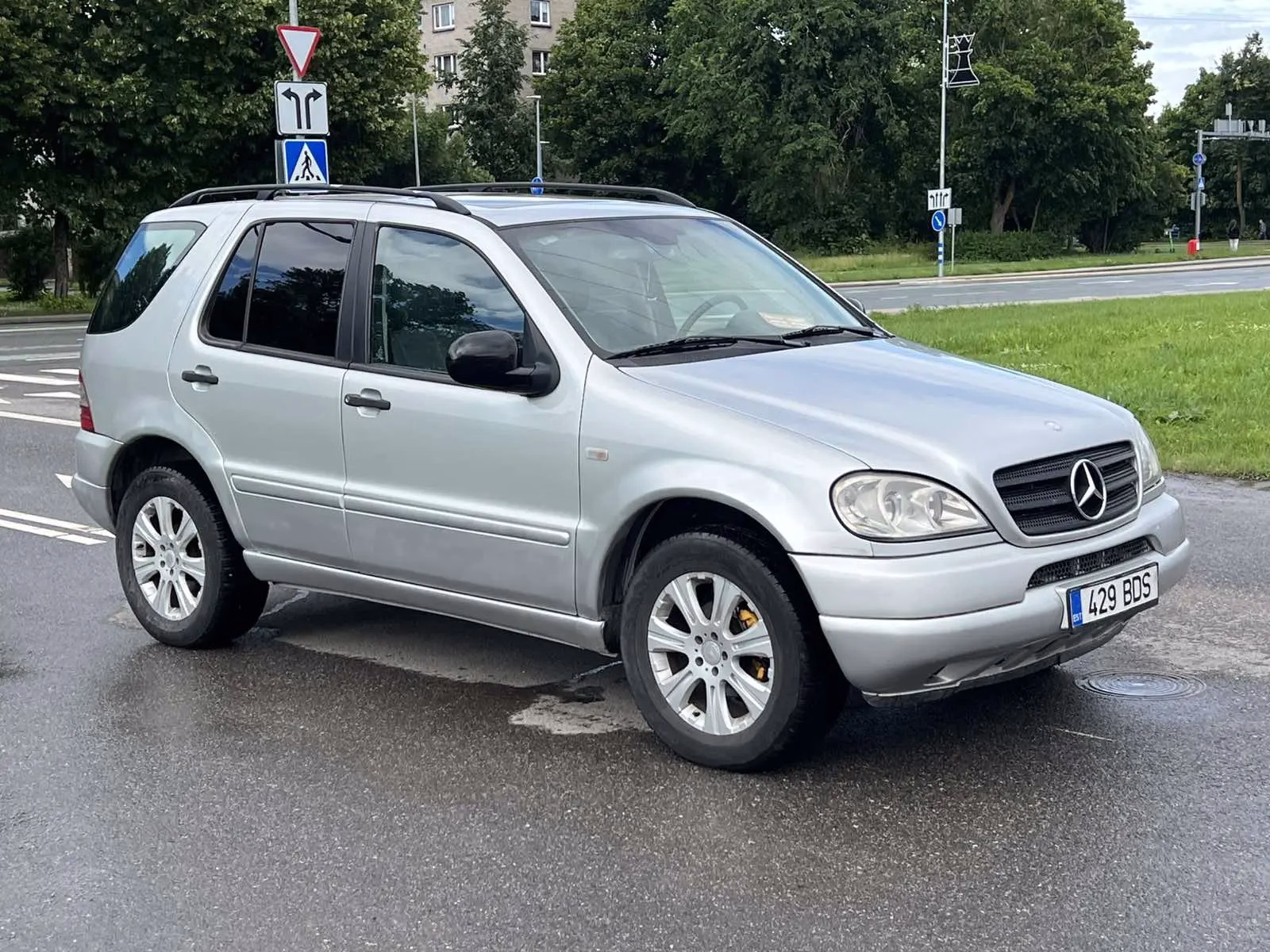 Mercedes-Benz ML 270