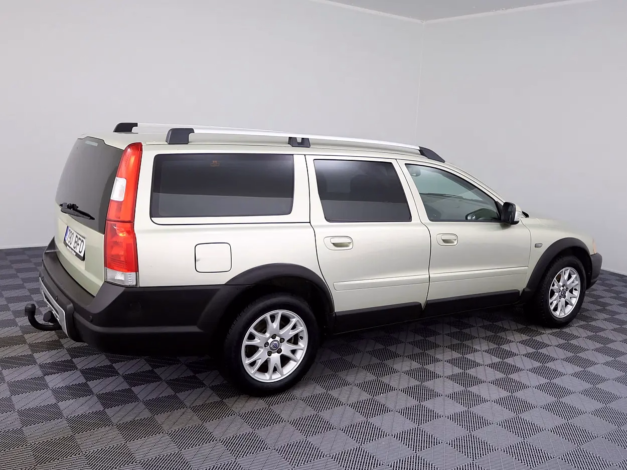 Volvo XC70