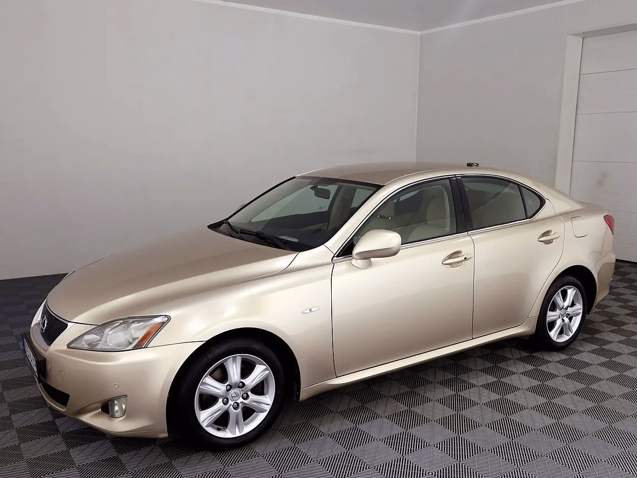 Lexus IS 250