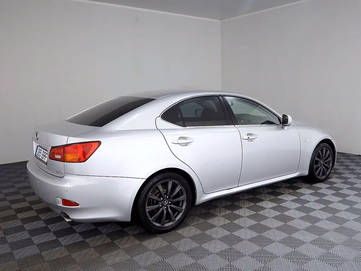 Lexus IS 250