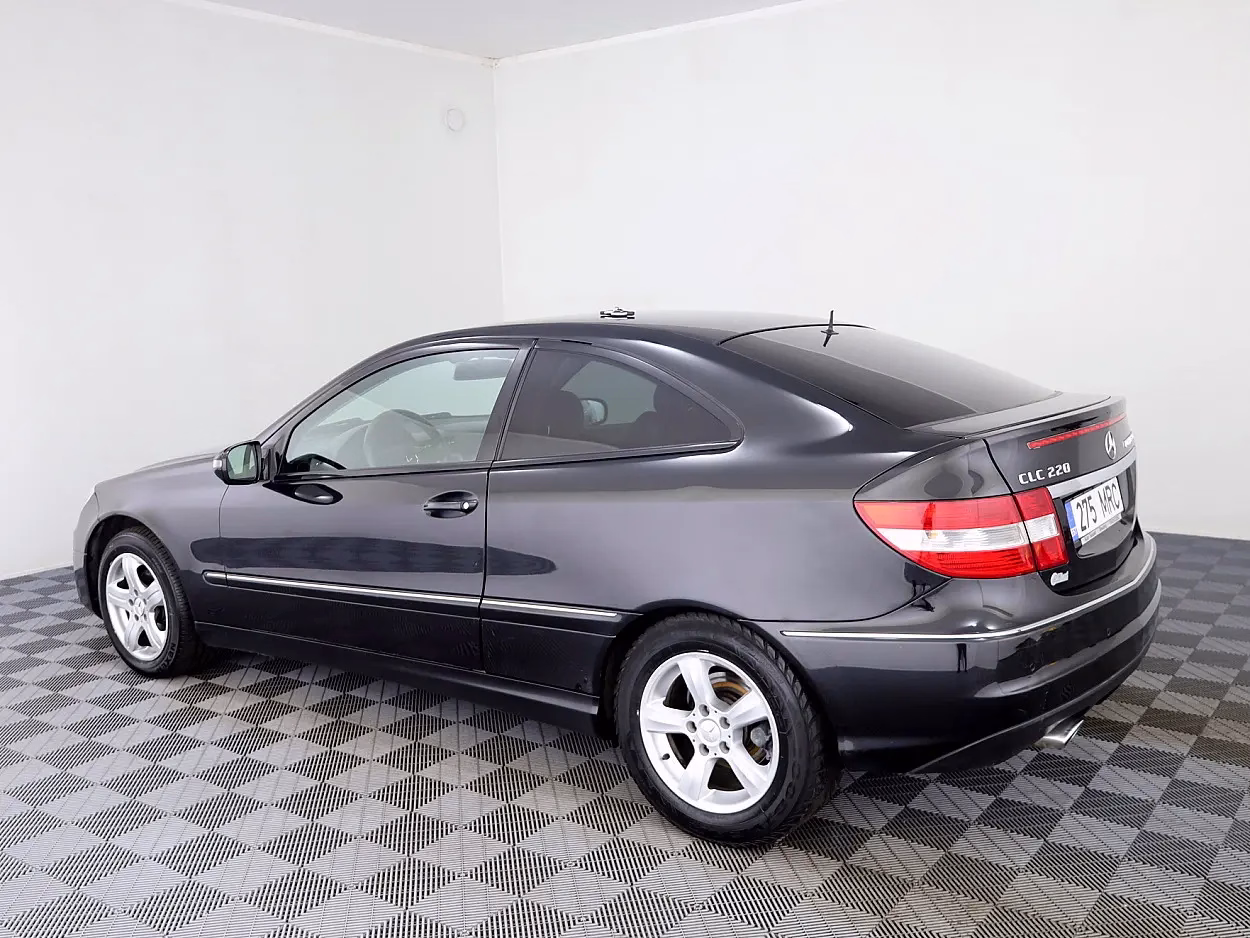 Mercedes-Benz C 220