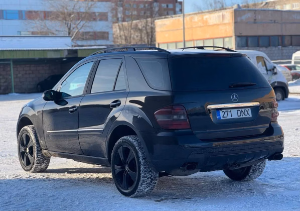 Mercedes-Benz ML 320